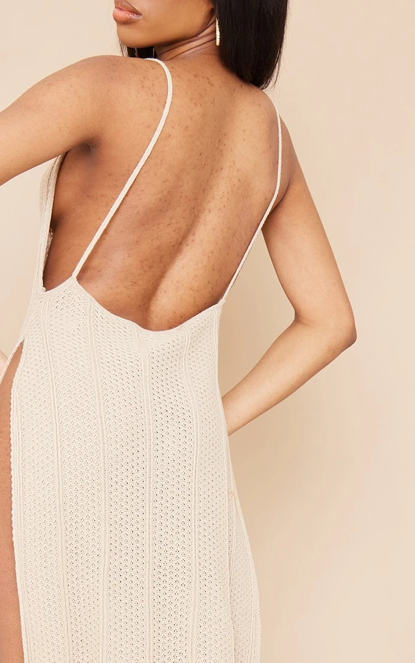 Tall Robe Longue En Maille Tricot Gris Pierre échancrée Sur Les Côtés à Dos Ouvert 6 Tall Robe Longue En Maille Tricot Gris Pierre échancrée Sur Les Côtés à Dos Ouvert – Image 4