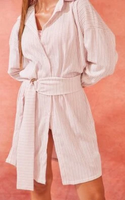 Robe Chemise De Plage Oversize Côtelée Argile à Rayures Et Taille Nouée 10 Robe Chemise De Plage Oversize Côtelée Argile à Rayures Et Taille Nouée -Logic || Diamond || Zero Soldes Boutique 746840f7a1e6ad3f126fabd0a66412987c6ac682 cne4502 4