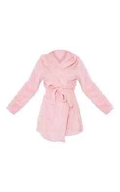 PRETTYLITTLETHING - Robe De Chambre Rose Duveteuse à Capuche 13 PRETTYLITTLETHING - Robe De Chambre Rose Duveteuse à Capuche -Logic || Diamond || Zero Soldes Boutique 8eea83d479fb633c6338f171a38d5e789eeb1c38 clz4464 5