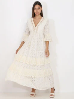 Robe Longue Beige En Broderie Anglaise à Volants Beige -Logic || Diamond || Zero Soldes Boutique U21 8831 BGE 3