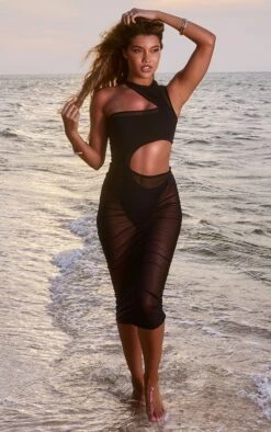 Robe De Plage Longue En Mesh Noir Découpé