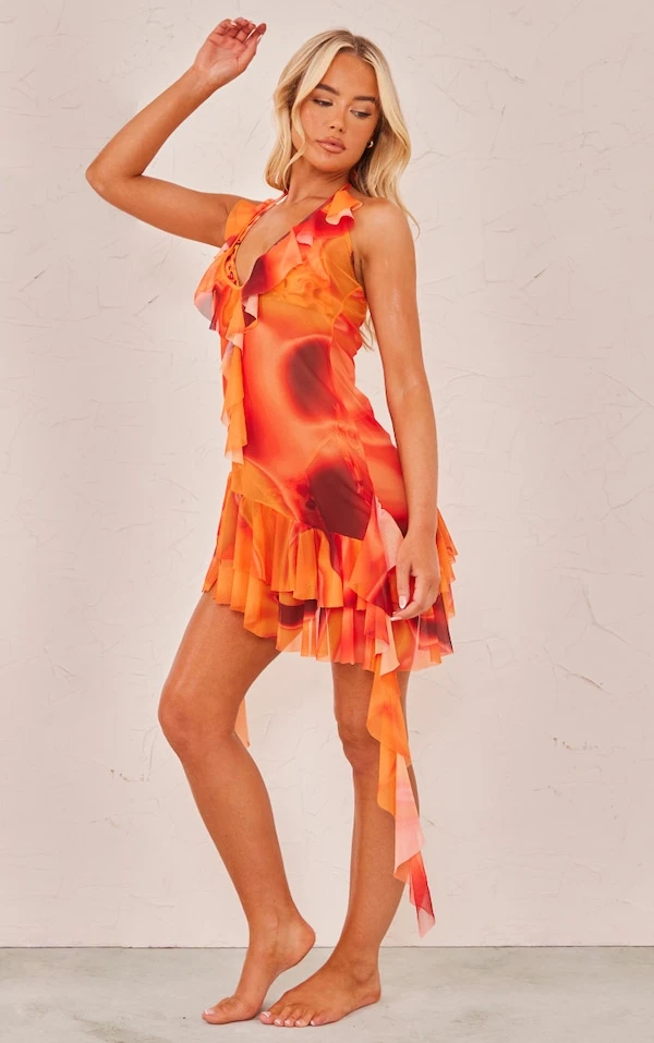 Robe De Plage Orange Imprimé Flammes à Dos Nu Et Volants 5 Robe De Plage Orange Imprimé Flammes à Dos Nu Et Volants – Image 3